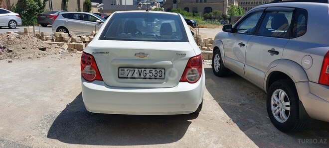 Chevrolet Aveo-3