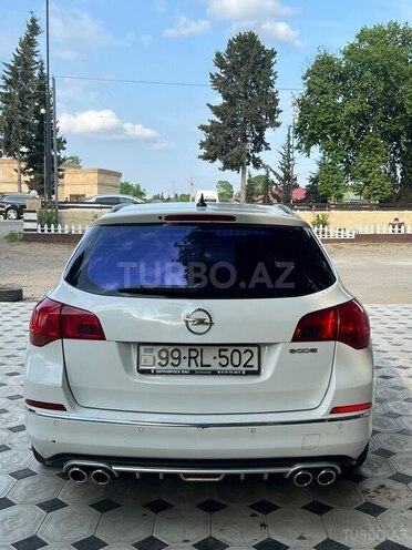 Opel Astra 2013, 400,000 km - 1.3 l - Qazax