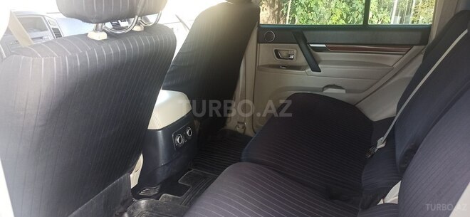 Mitsubishi Pajero 2007, 235,000 km - 3.8 l - Bakı