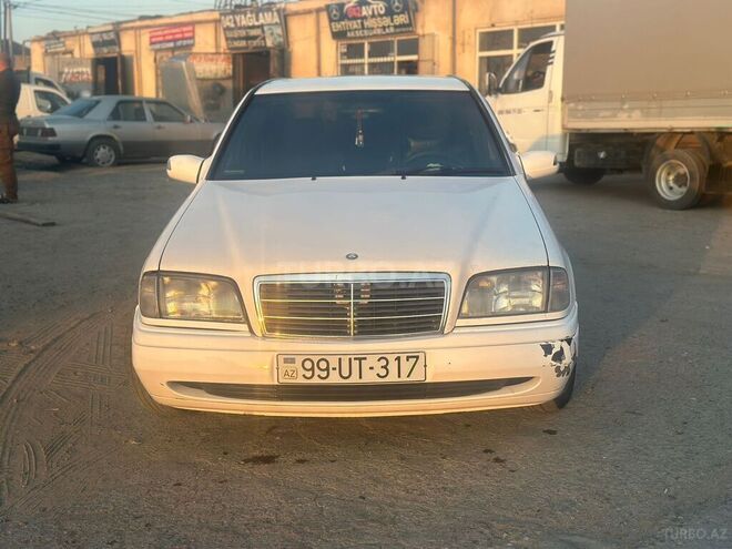 Mercedes C 220 d 1995, 299,000 km - 2.2 l - Bakı