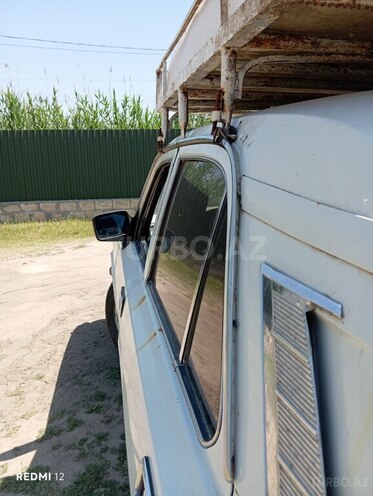 GAZ 24 1988, 200,000 km - 2.4 l - Saatlı