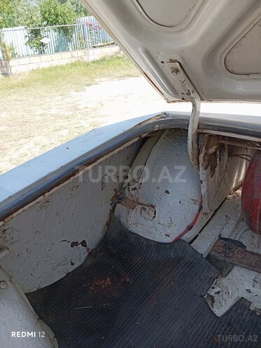 GAZ 24 1988, 200,000 km - 2.4 l - Saatlı