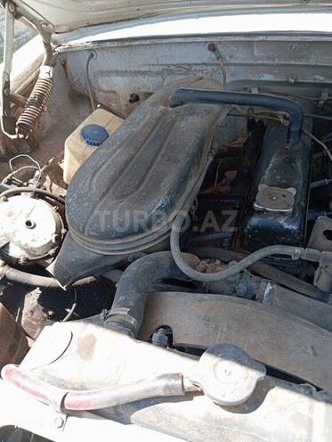 GAZ 24 1988, 200,000 km - 2.4 l - Saatlı