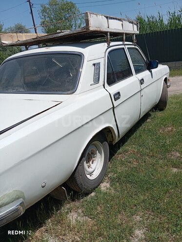 GAZ 24 1988, 200,000 km - 2.4 l - Saatlı