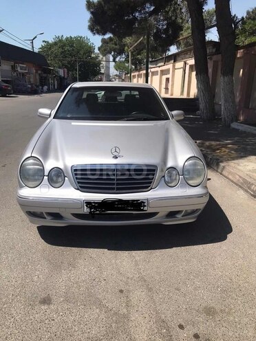 Mercedes E 240 2001, 305,988 km - 2.4 l - Bakı