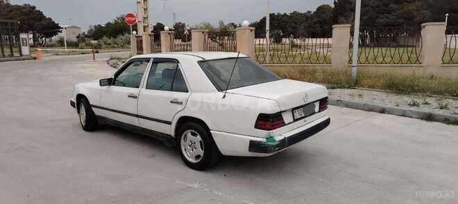 Mercedes E 200 1993, 234,123 km - 2.0 l - Bakı