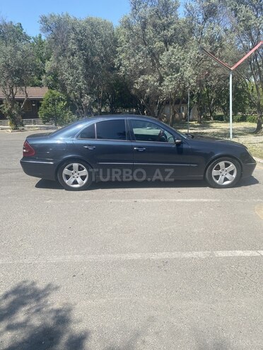 Mercedes E 270 2002, 470,300 km - 2.7 l - Bakı