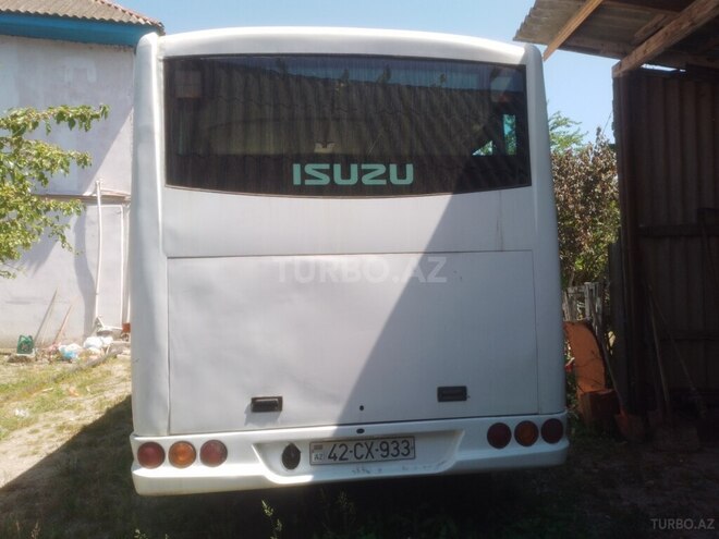 Isuzu Ecobus 2012, 400,000 km - 4.6 l - Lənkəran