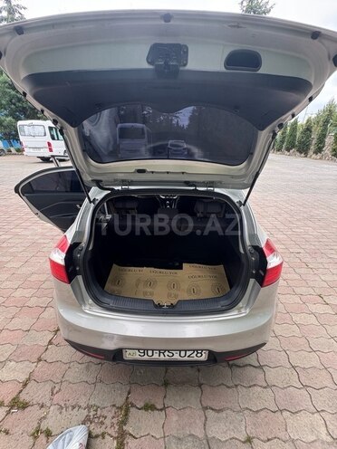 Kia Rio 2012, 163,000 km - 1.1 l - Qusar