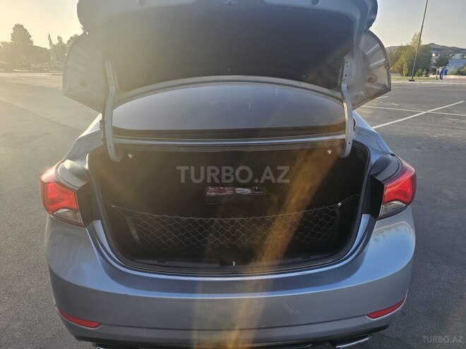 Hyundai Elantra 2015, 150,000 km - 1.8 л - Bakı