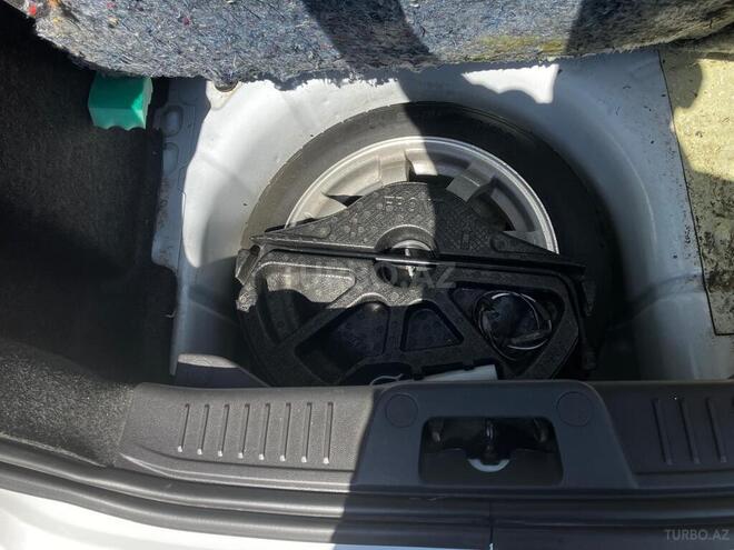 Ford Fiesta 2015, 133,209 km - 1.6 л - Bakı