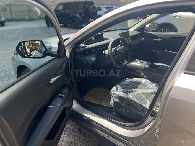 Changan Qiyuan A05 2025, 0 km - 1.5 л - Bakı