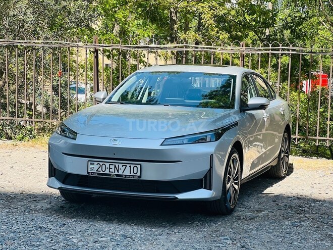 Changan Qiyuan A05 2025, 0 km - 1.5 л - Bakı