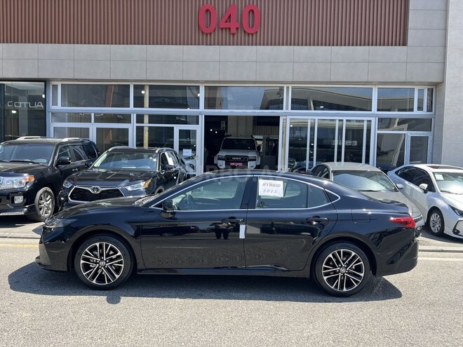 Toyota Camry-3