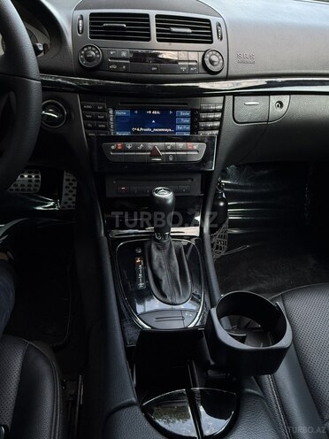Mercedes E 350 2006, 245,000 km - 3.5 l - Yevlax