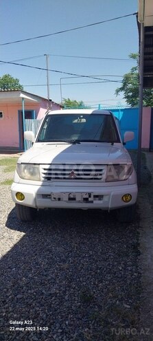 Mitsubishi Pajero io 1999, 328,000 km - 1.8 l - Biləsuvar