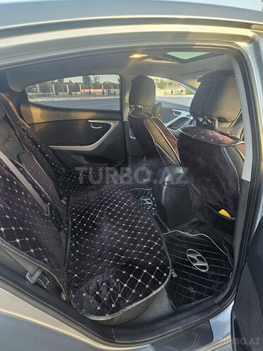 Hyundai Elantra 2015, 150,000 km - 1.8 л - Bakı