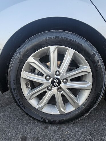 Hyundai Elantra 2015, 150,000 km - 1.8 л - Bakı