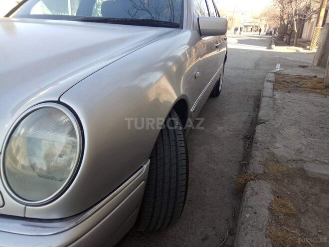 Mercedes E 240 1998, 240,000 km - 2.4 l - Bakı