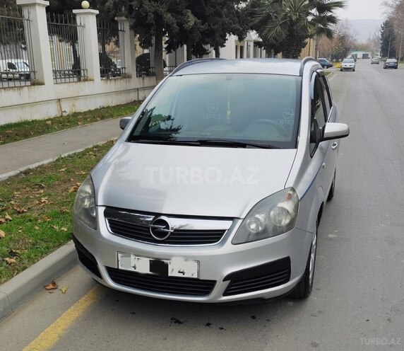 Opel Zafira 2006, 380,000 km - 2.2 l - Mingəçevir