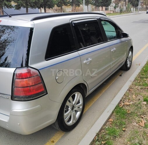 Opel Zafira 2006, 380,000 km - 2.2 l - Mingəçevir