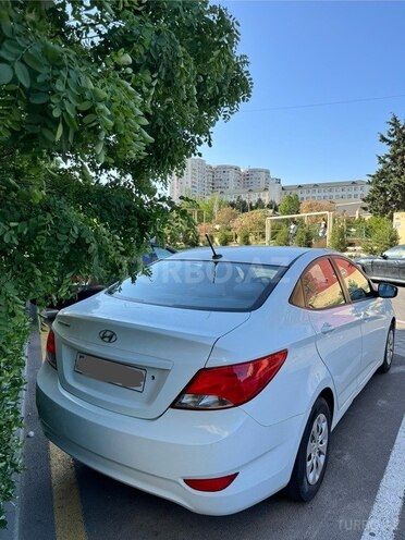 Hyundai Accent 2015, 193,461 km - 1.6 l - Bakı