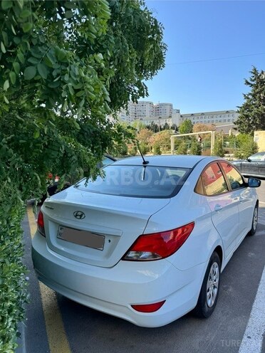 Hyundai Accent 2015, 193,461 km - 1.6 l - Bakı