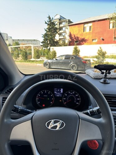 Hyundai Accent 2015, 193,461 km - 1.6 l - Bakı