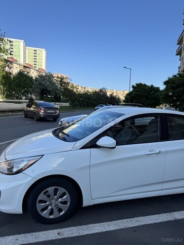 Hyundai Accent 2015, 193,461 km - 1.6 l - Bakı