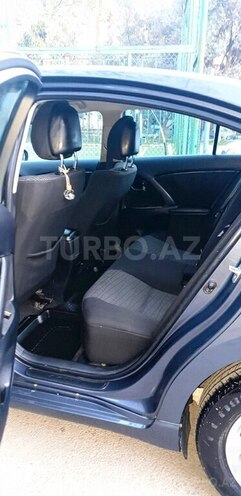 Toyota Avensis 2011, 260,000 km - 2.0 l - Bakı