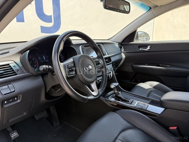 Kia K5-6