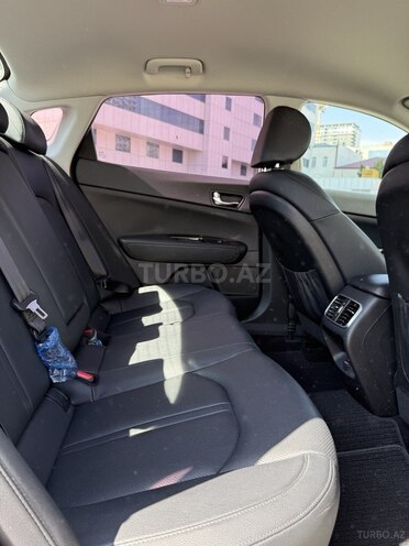 Kia K5-10