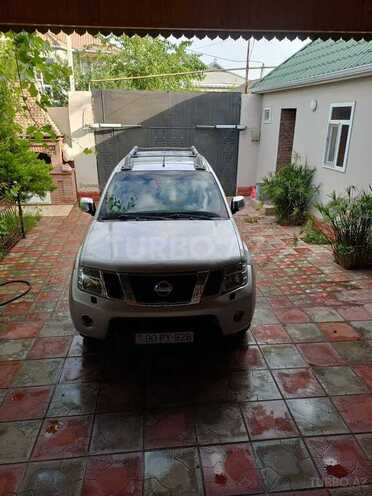 Nissan Navara 2011, 386,000 km - 2.5 l - Bakı