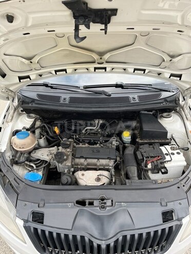 Skoda Fabia 2013, 201,000 km - 1.2 l - Bakı