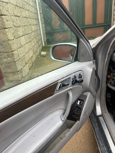 Mercedes C 240 2002, 350,000 km - 2.4 l - Bakı