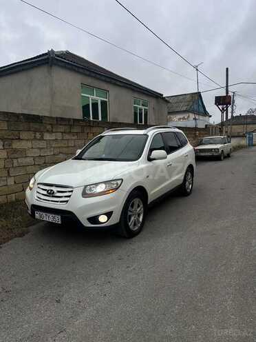 Hyundai Santa Fe-1
