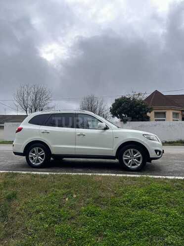 Hyundai Santa Fe-3