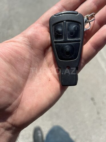 Mercedes C 180 1997, 250,000 km - 1.8 л - Bakı