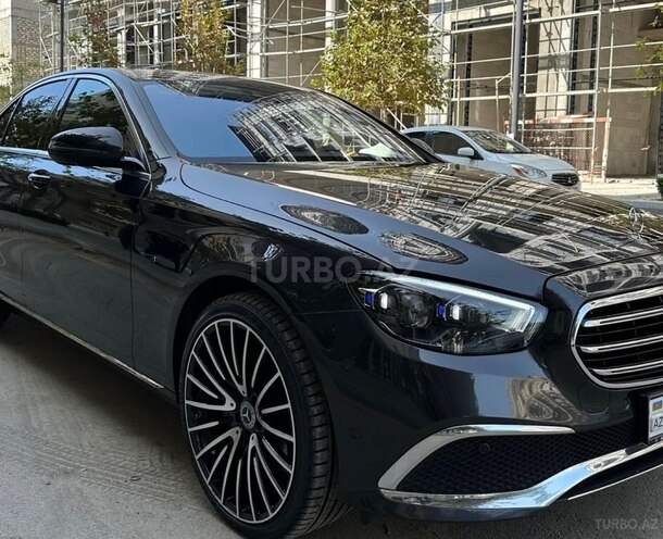 Mercedes E 300 de-2