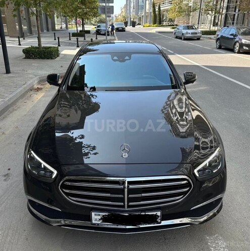 Mercedes E 300 de-1