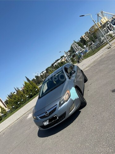 Opel Astra 2012, 256,897 km - 1.4 l - Şirvan
