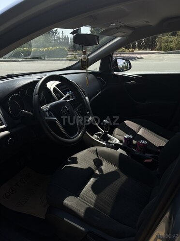 Opel Astra 2012, 256,897 km - 1.4 l - Şirvan