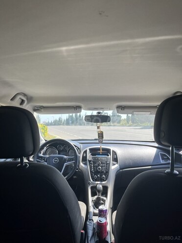 Opel Astra 2012, 256,897 km - 1.4 l - Şirvan