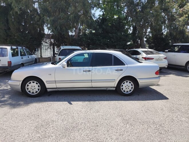 Mercedes E 230 1997, 550,000 km - 2.3 l - Bakı