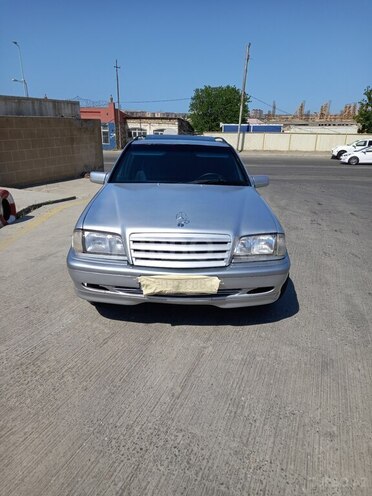 Mercedes C 220 d 1999, 561,000 km - 2.2 l - Bakı