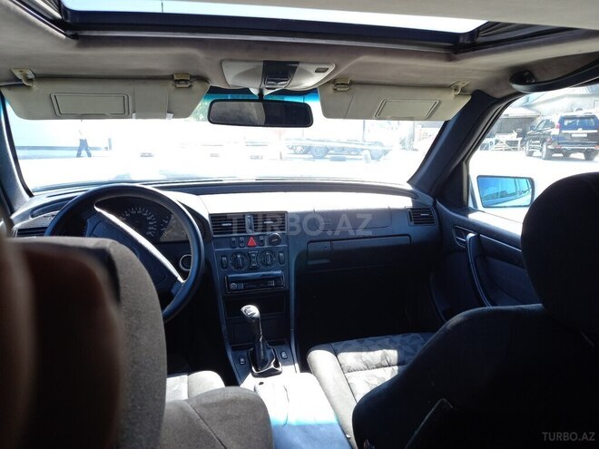 Mercedes C 220 d 1999, 561,000 km - 2.2 l - Bakı