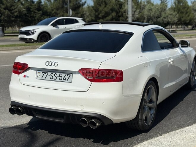 Audi S5 2010, 146,000 km - 4.2 l - Bakı