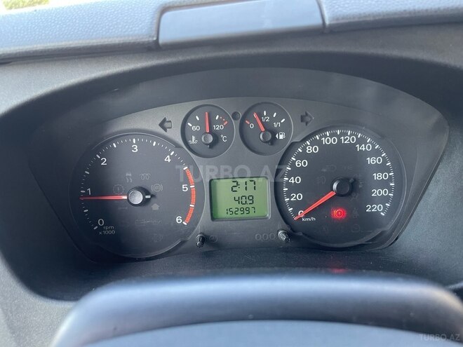 Ford Transit-7
