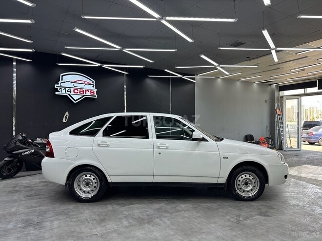 LADA (VAZ) Priora-3
