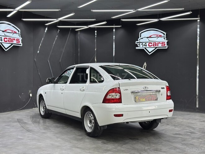 LADA (VAZ) Priora-8